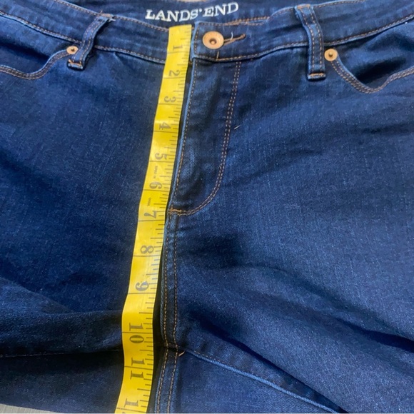 Lands’ End Women’s Mid Rise Bootcut Jeans Size 14 Dark Wash 31” Inseam - Picture 7 of 10